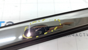 Chrysler Pacifica 20-24 rear right window molding, chrome, worn