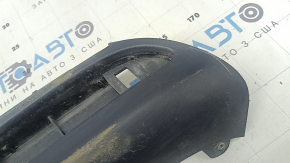 Chrysler Pacifica 17-24 rear bumper lip without towbar, scuffs, scratches