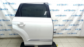Complete rear right door for an Audi Q7 16-25 aluminum, keyless, door closer, tinted, under the curtain, Quattro trim, white LC9A, scratches, scratches on the trim