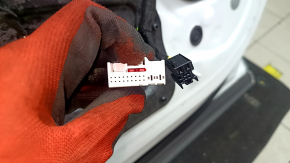 Front right door assembly for Audi Q7 16-19, aluminum, keyless, door closer, white LC9A, matte gray trim