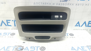 Chrysler Pacifica 17-20 gray dashboard pocket