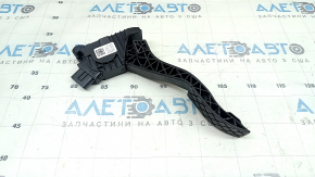 Audi Q3 83A 19-25 gas pedal