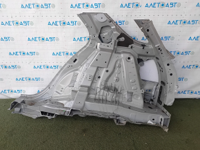 Mercedes W167 GLE 350 450 20-24 rear right quarter wing on the body, silver