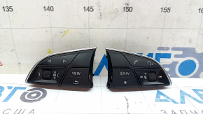 The steering wheel control buttons on the Audi Q7 16-19 are broken.