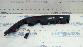 Left rear bumper light for an Audi Q7 (16-25 scratches)