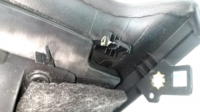 Black knee pad for Audi Q7 16-19, broken mount