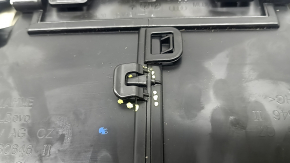The heater housing for the Audi A6 C8 19-25 air conditioner (4-zone AC) is broken.