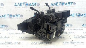 The heater housing for the Audi A6 C8 19-25 air conditioner (4-zone AC) is broken.