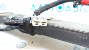 Power cable through the entire body to the battery of the Lexus RX450h 10-13