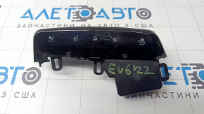 Kia EV6 22-24 front seat heating buttons with touchscreen ventilation and heated steering wheel, scratches