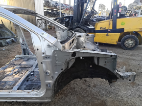 Lexus RX300 RX330 RX350 RX400h 04-09 front right quarter panel, gold, corrosion
