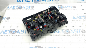 Chrysler Pacifica 18- underhood fuse box