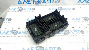 Chrysler Pacifica 18- underhood fuse box