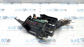 Lexus RX450h 10-15 underhood fuse box assembly, broken mountings