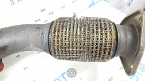 The exhaust pipe, middle part, left, Audi Q7 16-19 3.0T, the mesh is torn.