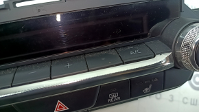 Mazda 3 19-23 Manual climate control with heated seats, chrome bulging, scratches on the screen