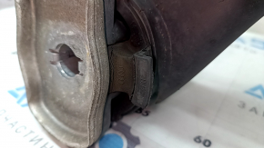 The rear subframe of the Audi Q7 16-25 is torn.