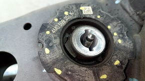 The rear subframe of the Audi Q7 16-25 is torn.