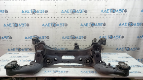 The rear subframe of the Audi Q7 16-25 is torn.