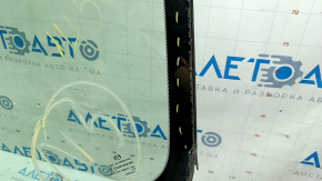Mazda 3 19-23 windshield for camera and rain sensor, Mexico built, air along the edge, broken mount