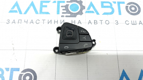 The steering wheel control buttons on the right Mercedes W213 E 17-20 are black, the button coating has peeled off.