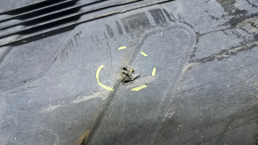 Left underbody protection for Mercedes W213 E 17-23, cracks and breaks