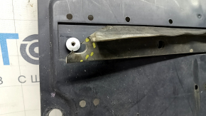 Mazda 3 19-24 front bumper center guard, broken fasteners