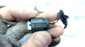 Keyless antenna chip for BMW 5 G30 21-23 in the threshold