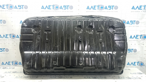 The trunk trough of the Chrysler Pacifica 17-24 was sawed off.