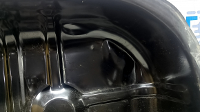 The trunk trough of the Chrysler Pacifica 17-24 was sawed off.