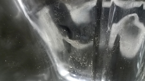 The trunk trough of the Chrysler Pacifica 17-24 was sawed off.