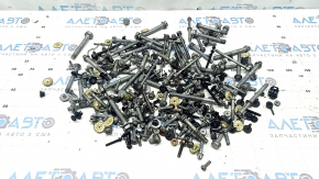 BMW 5 G30 17-23 2.0T engine compartment hardware, incomplete