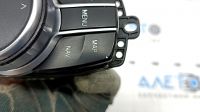 The joystick washer for the multimedia control on the BMW 5 G30 17-23 is worn out.