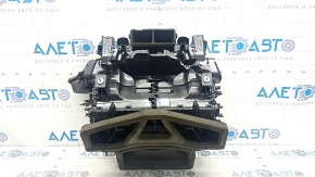 The bare heater housing of the BMW 5 G30 17-23 air conditioner