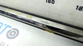 Door-glass molding, center rear right, Toyota Highlander 20-25, chrome, dents, bent, broken fasteners