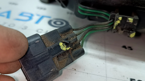Jaguar F-Pace X761 17-20 Meridian subwoofer, broken connector