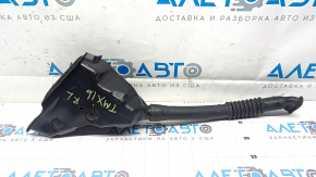The left trunk drain on a Tesla Model X 16-21 is broken.