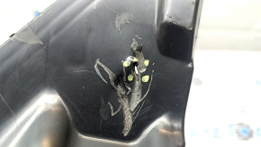 The left trunk drain on a Tesla Model X 16-21 is broken.