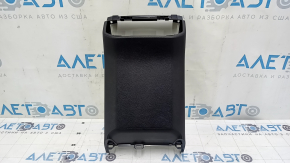 Toyota Highlander 20-25 rear center console trim, black, upper part, scratches