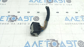 The Jaguar F-Pace X761 17-25 SRS airbag computer module chip is large.