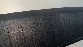 Toyota Highlander 20-24 trunk opening trim, black, scuffs, scratches