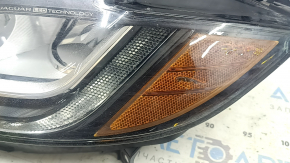 Left front headlight for Jaguar F-Pace X761 17-20 LED, needs polishing, broken mount