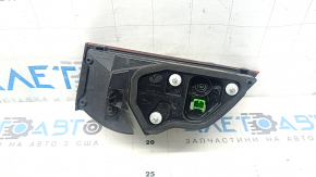 Jaguar F-Pace X761 right inner tailgate light with scratches (17-20)