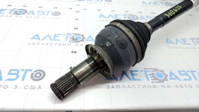 Rear left axle with hub for Jaguar F-Pace X761 17-21 with drive