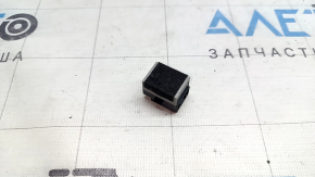 Microphone in the ceiling of the Toyota Highlander 20-22