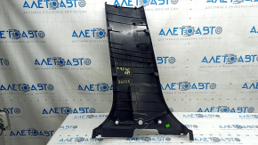 Toyota Highlander 20-24 black lower right center pillar trim, scratches