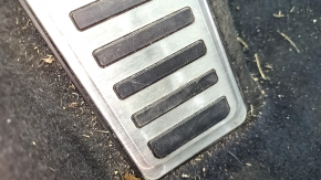 Honda Accord 18-22 black front floor covering with chrome footrest, scratches, dry cleanable