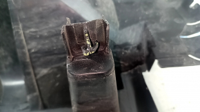 Left radiator deflector for Toyota Highlander 20-21 hybrid, broken mount