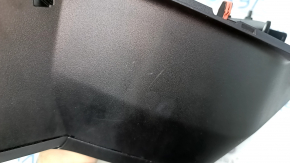 Right front panel trim for Toyota Highlander 20-25 with molding for 8" display, scratches