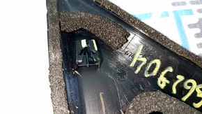 Toyota Highlander 20-25 front right side door trim, triangle, outer, scratch, broken fastener